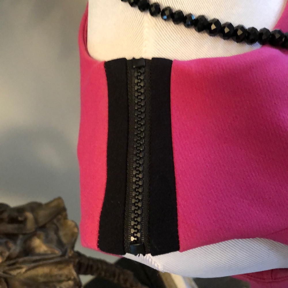 Retro Vintage Limited Dress - Picture 3 of 4
